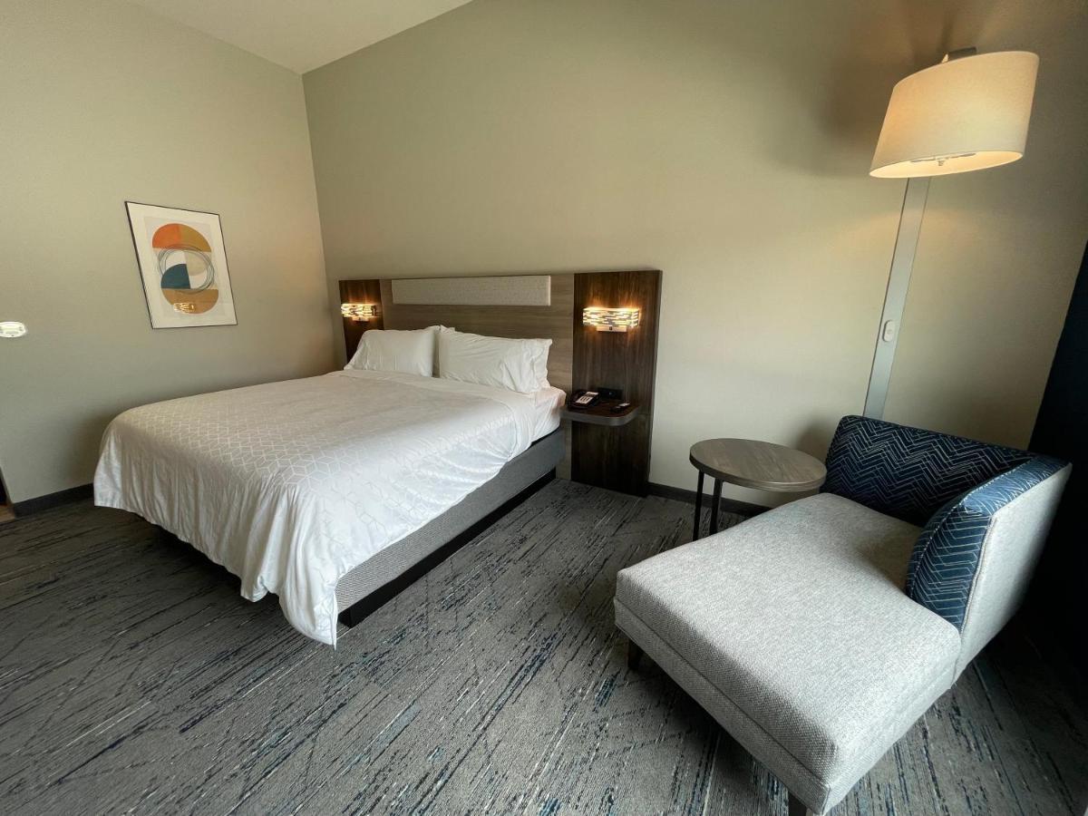 Holiday Inn Express & Suites - Ft. Smith - Airport By Ihg Fort Smith Bagian luar foto