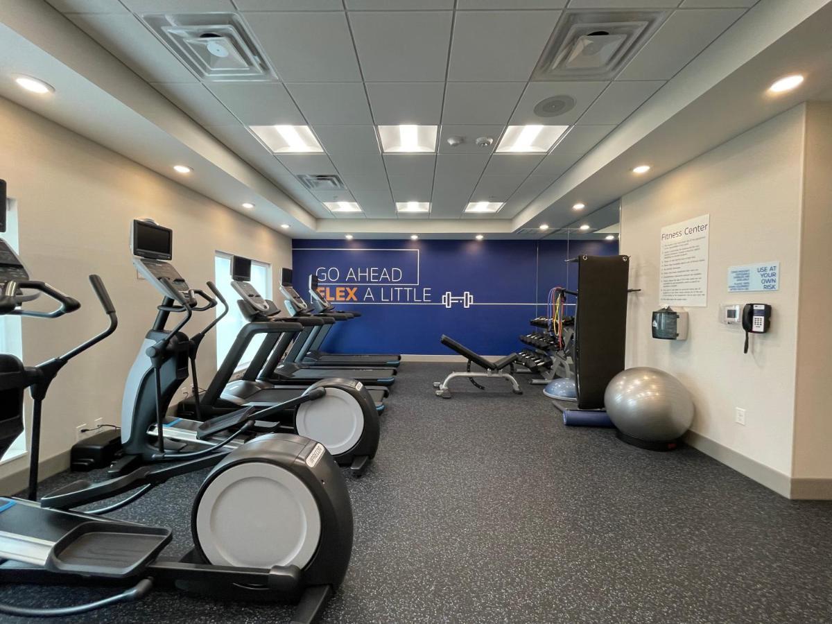 Holiday Inn Express & Suites - Ft. Smith - Airport By Ihg Fort Smith Bagian luar foto